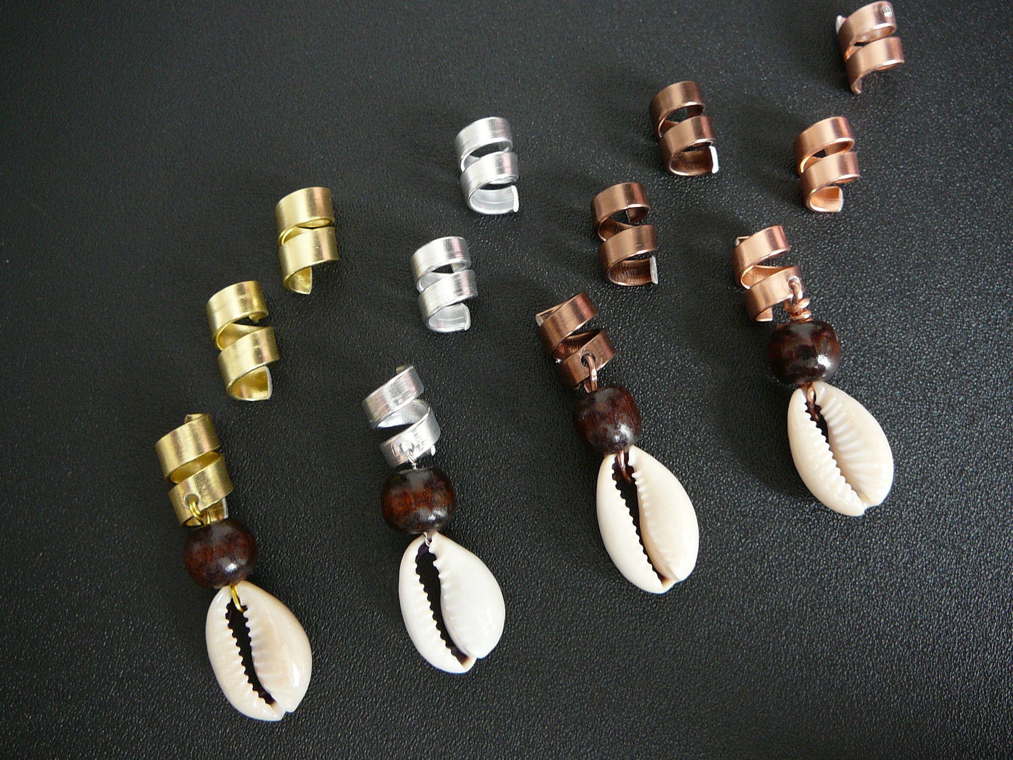 Mini Coil w/Cowrie Shell