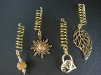 * Wire Coil Loc Sleeve Gold w/charm